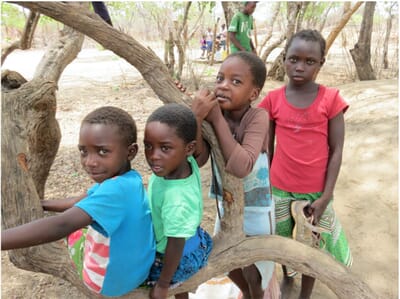 small-circle-image-4