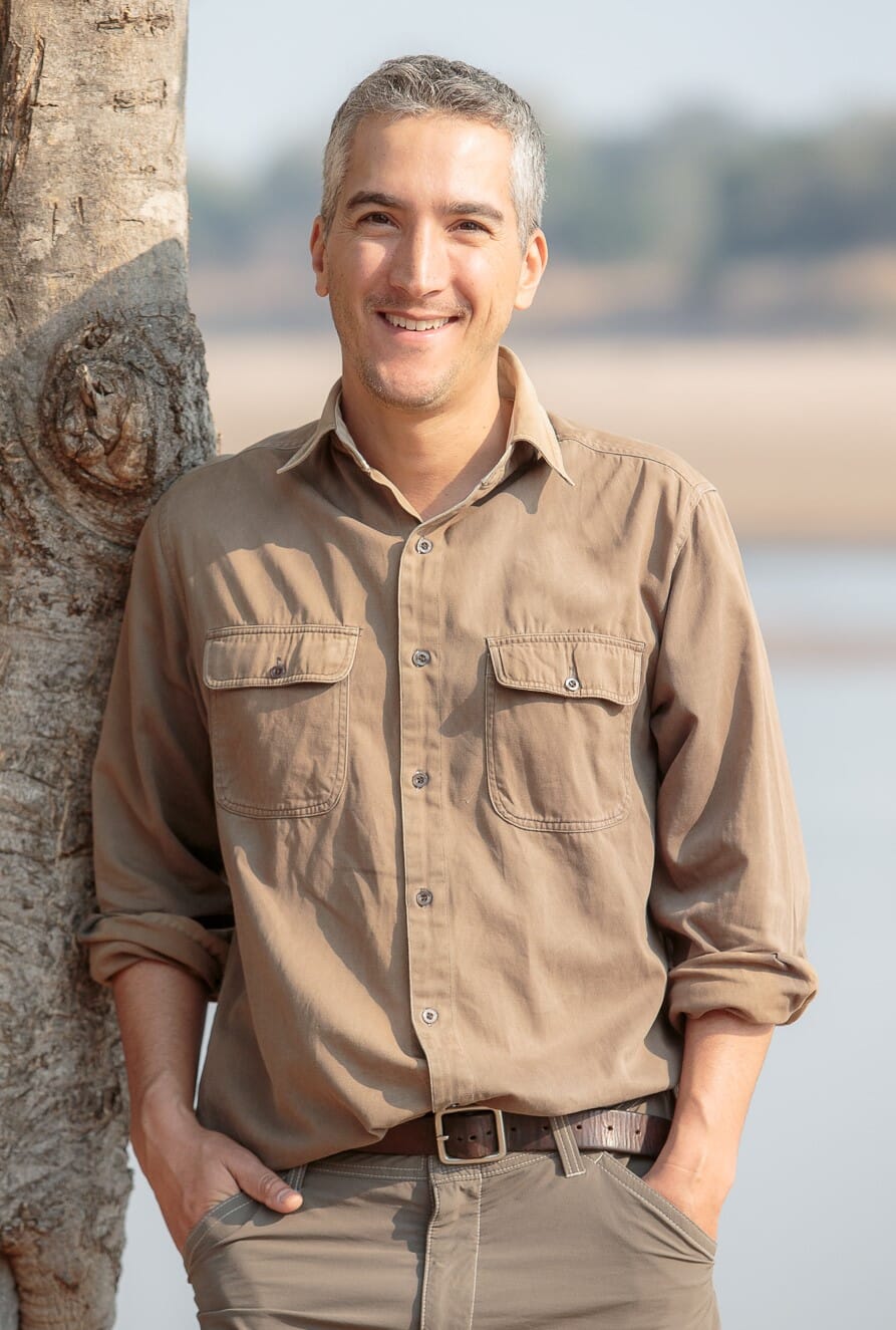 Hassan.jpg?w=690&h=1024&scale